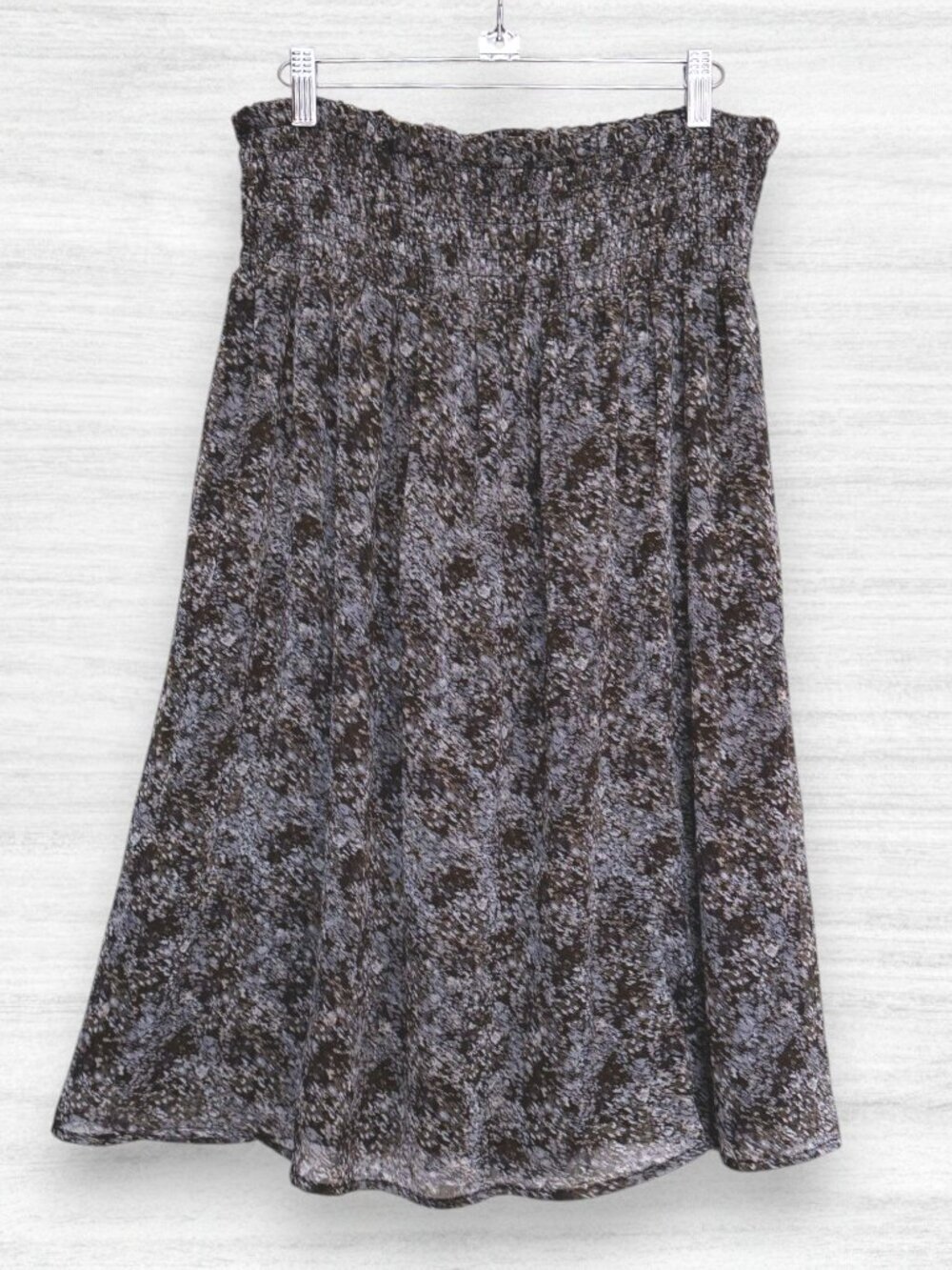Banana Republic Petite LP Brown Abstract Smocked Gathered Flowy Midi Skirt